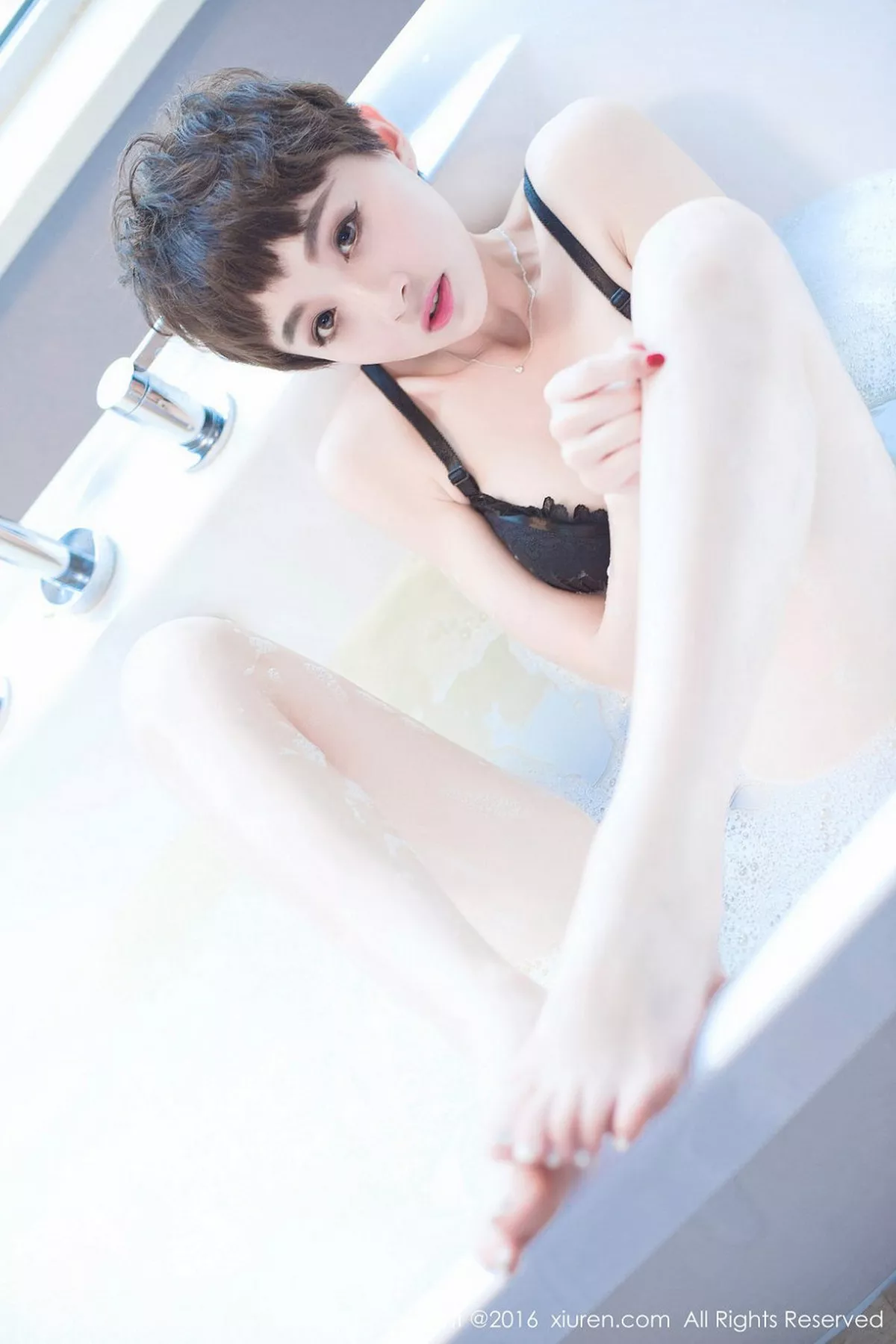 秀人集.com_[XiuRen秀人网]No.657_嫩模baby_kiki浴缸里性感黑色内衣秀白嫩豪乳诱惑写真70P