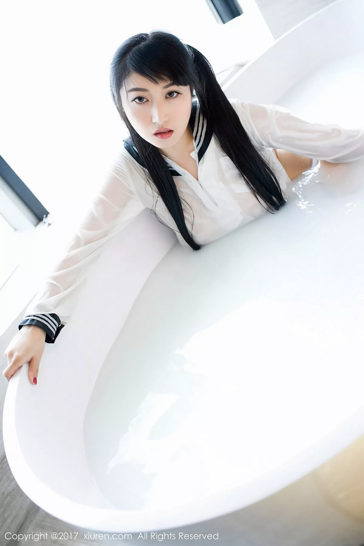 秀人集.com_[XiuRen秀人网]No.853_嫩模盼盼龙女sunny学生装牛奶浴+全裸乳贴秀美乳诱惑写真57P