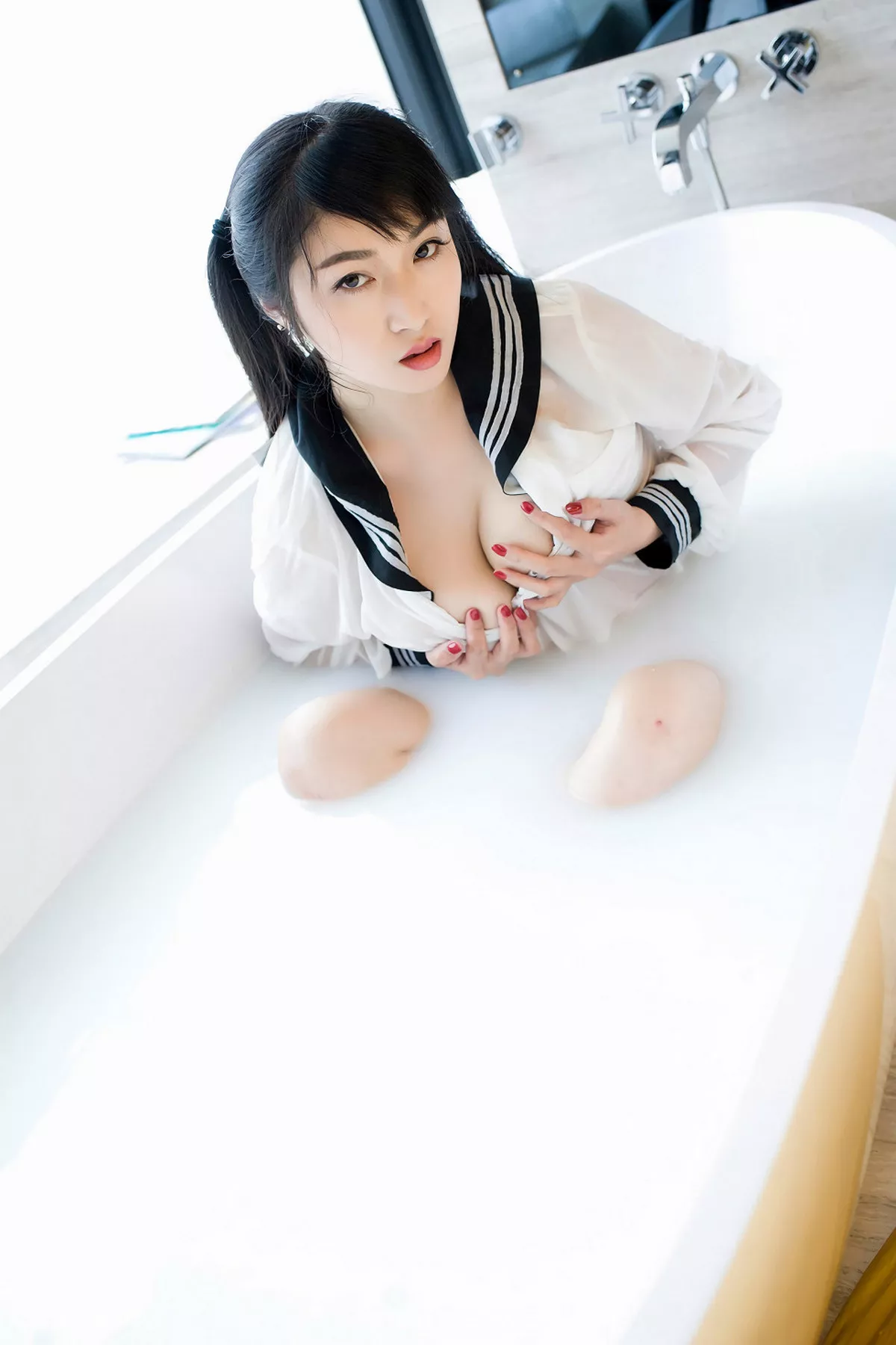 秀人集.com_[XiuRen秀人网]No.853_嫩模盼盼龙女sunny学生装牛奶浴+全裸乳贴秀美乳诱惑写真57P