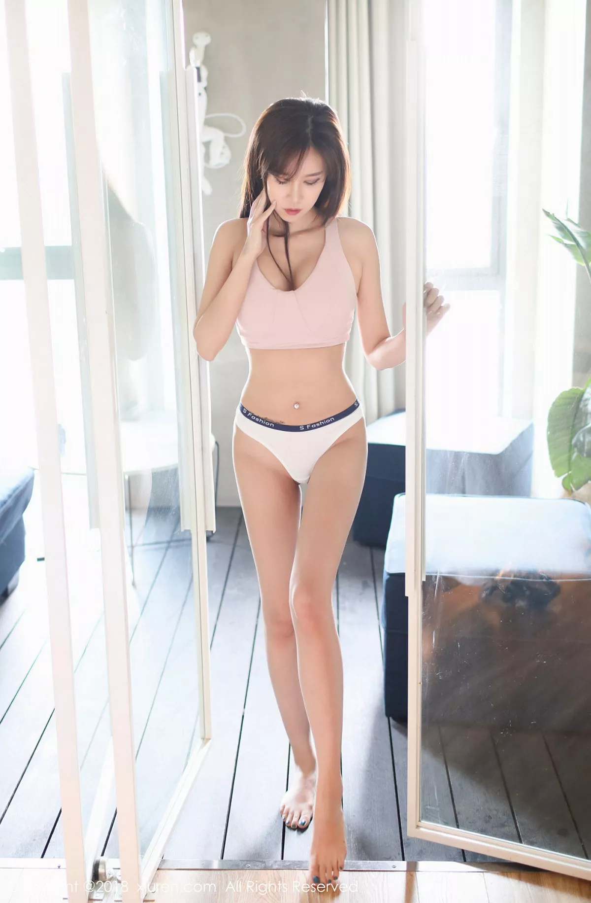 秀人集.com_[XiuRen秀人网]No.1180_韩国嫩模金多娜私房撩衣真空露豪乳遮点火辣诱惑写真52P