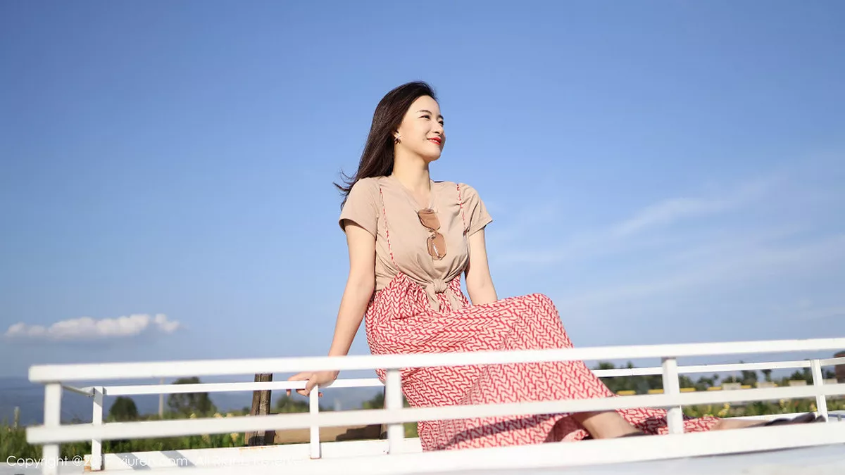 秀人集.com_[XiuRen秀人网]No.1718_嫩模艺儿拿铁室外帽子美少女清新甜美风靓丽迷人写真63P