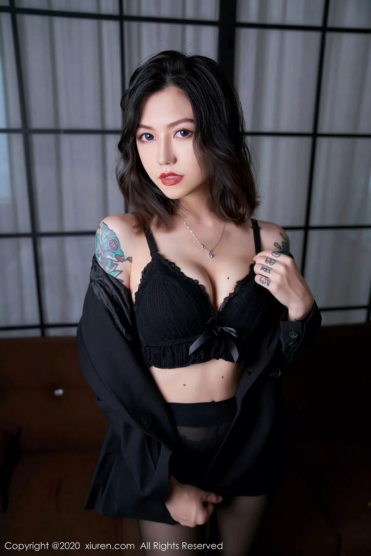 图片[41]-[XiuRen秀人网]第2711期舌尖上的菊花写真-秀人集