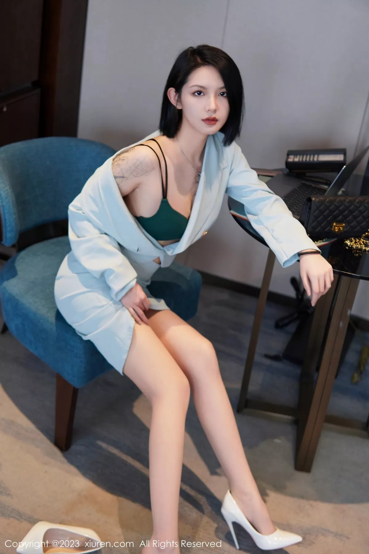 图片[24]-[XiuRen秀人网]第6885期乔一一写真-秀人集