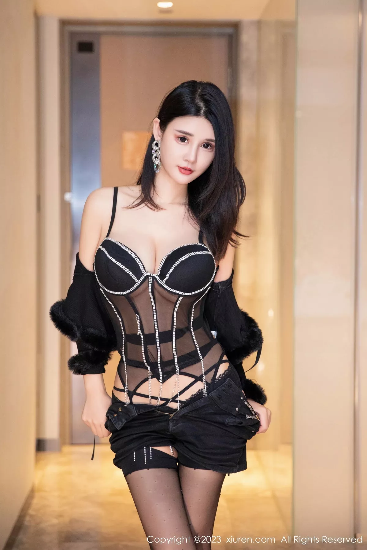 图片[4]-[XiuRen秀人网]第7763期夏沫沫写真-秀人集